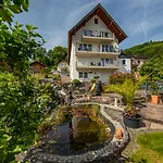 Ferienweingut Klaus Thiesen Gaestezimmer Und 게스트하우스