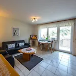 Ferienweingut Klaus Thiesen Gastezimmer Und 4* Ellenz-Poltersdorf