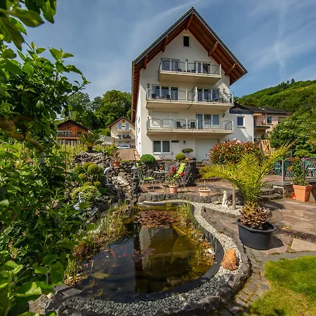 Ferienweingut Klaus Thiesen Gaestezimmer Und Penzion