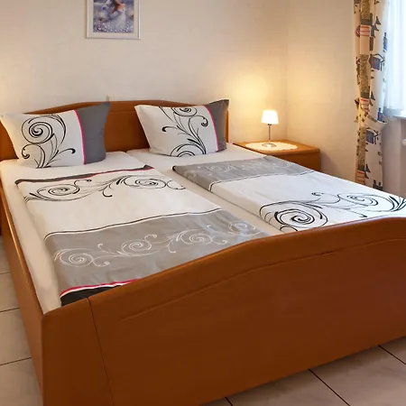 Ferienweingut Klaus Thiesen Gaestezimmer Und אלנז-פולטרסדורף