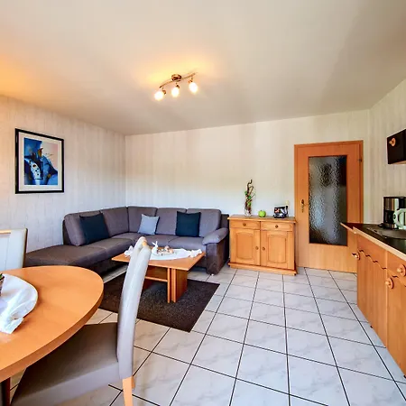 Ferienweingut Klaus Thiesen Gästezimmer Und Gasthof