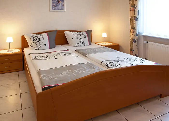 Ferienweingut Klaus Thiesen Gastezimmer Und Ellenz-Poltersdorf